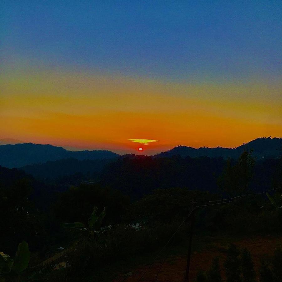 Phu Morinn Camping ม่อนแจ่ม Mon Jam Esterno foto