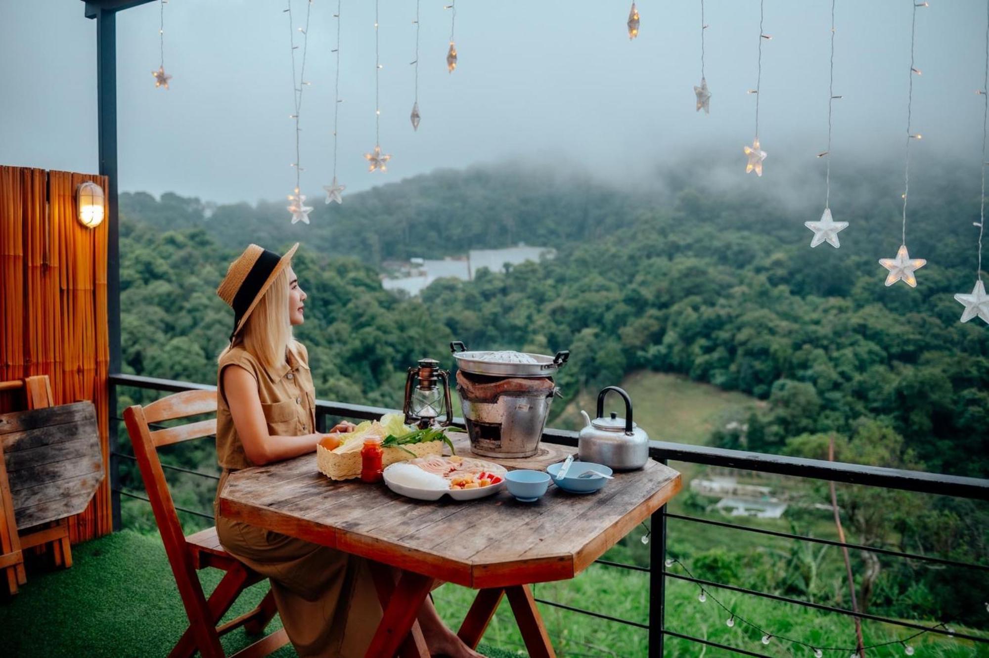Phu Morinn Camping ม่อนแจ่ม Mon Jam Esterno foto
